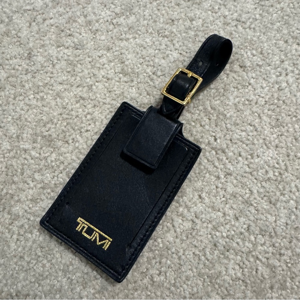Tumi Black Leather Luggage Name Tag with Gold-Tone Buckle Snap Closure Travel